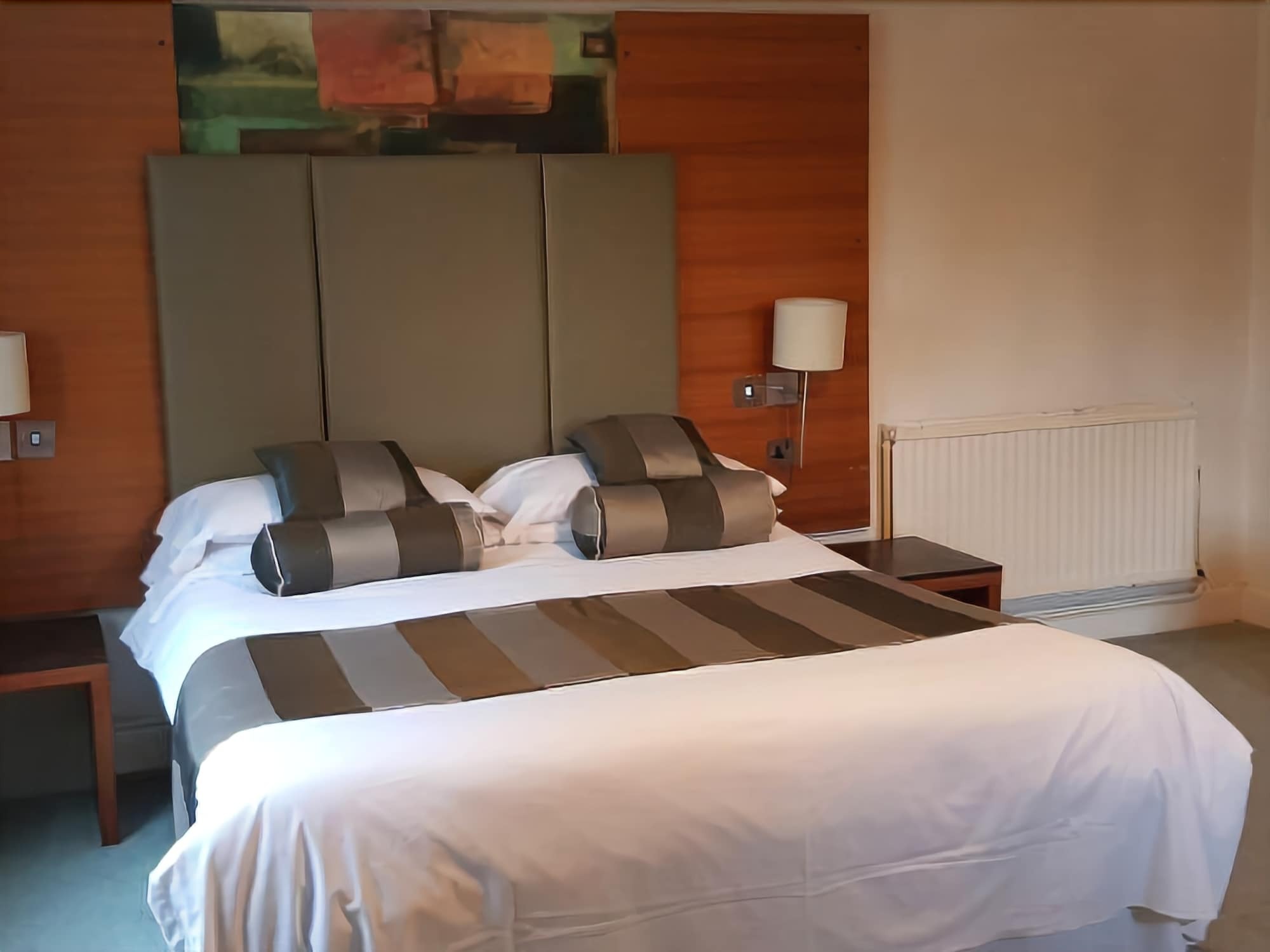 The Bull Hotel Downton  Ngoại thất bức ảnh