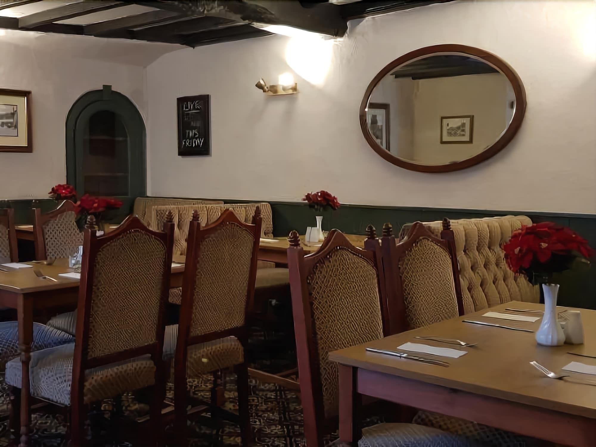 The Bull Hotel Downton  Ngoại thất bức ảnh